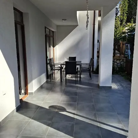 четири сезона 12 *