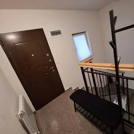 четири сезона 12 Villa *