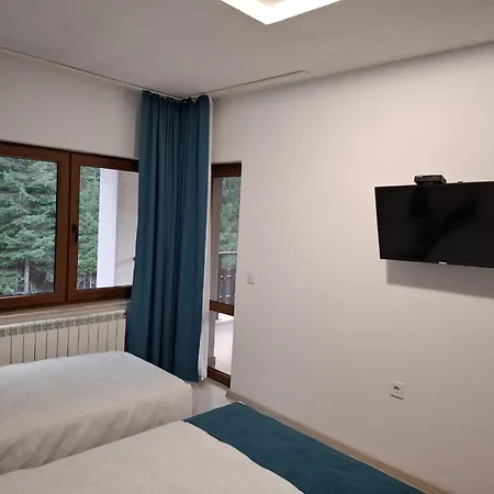 четири сезона 12 *