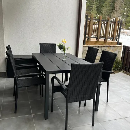 четири сезона 12 Villa