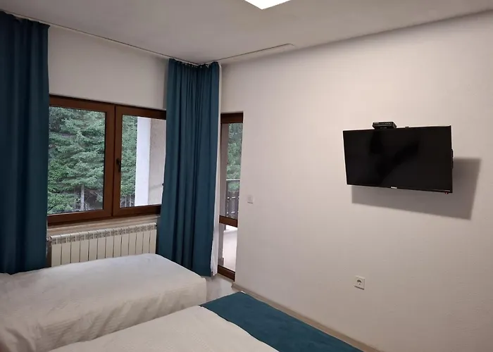 четири сезона 12 *