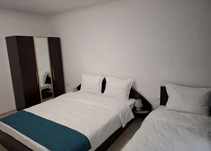 ヴィラ четири сезона 12 Stoykite